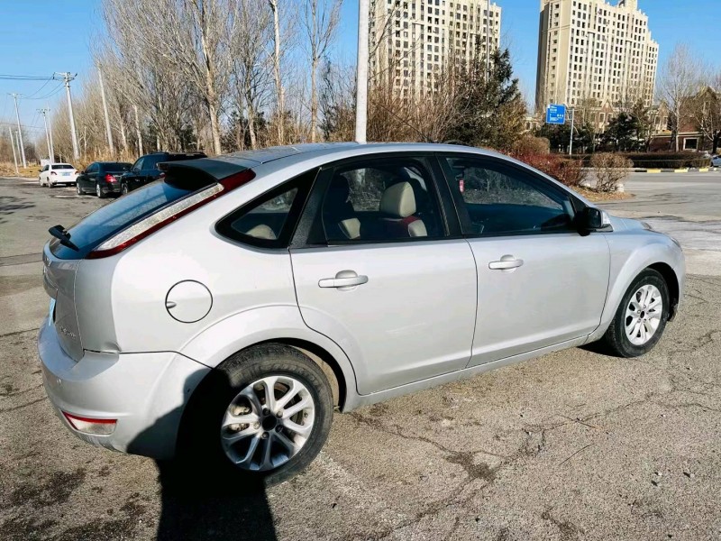 沈阳12年福特福克斯6