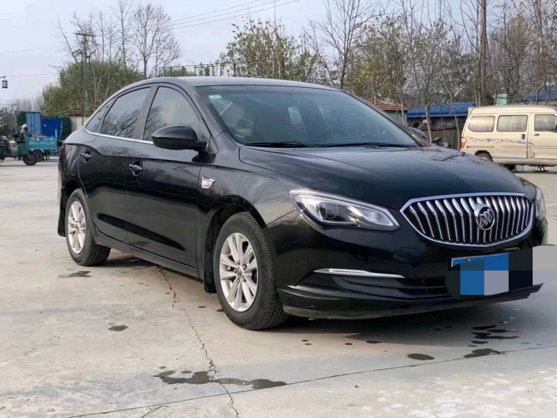 青岛16年别克英朗7