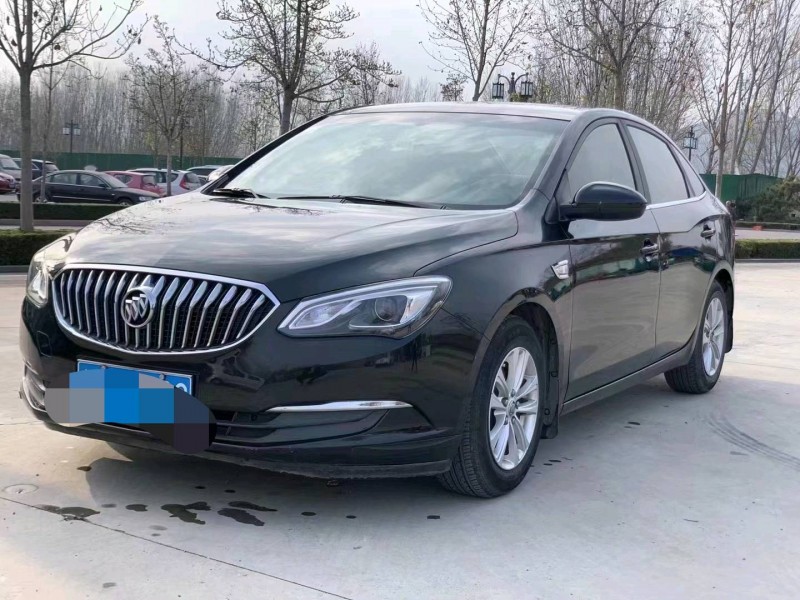 青岛16年别克英朗8