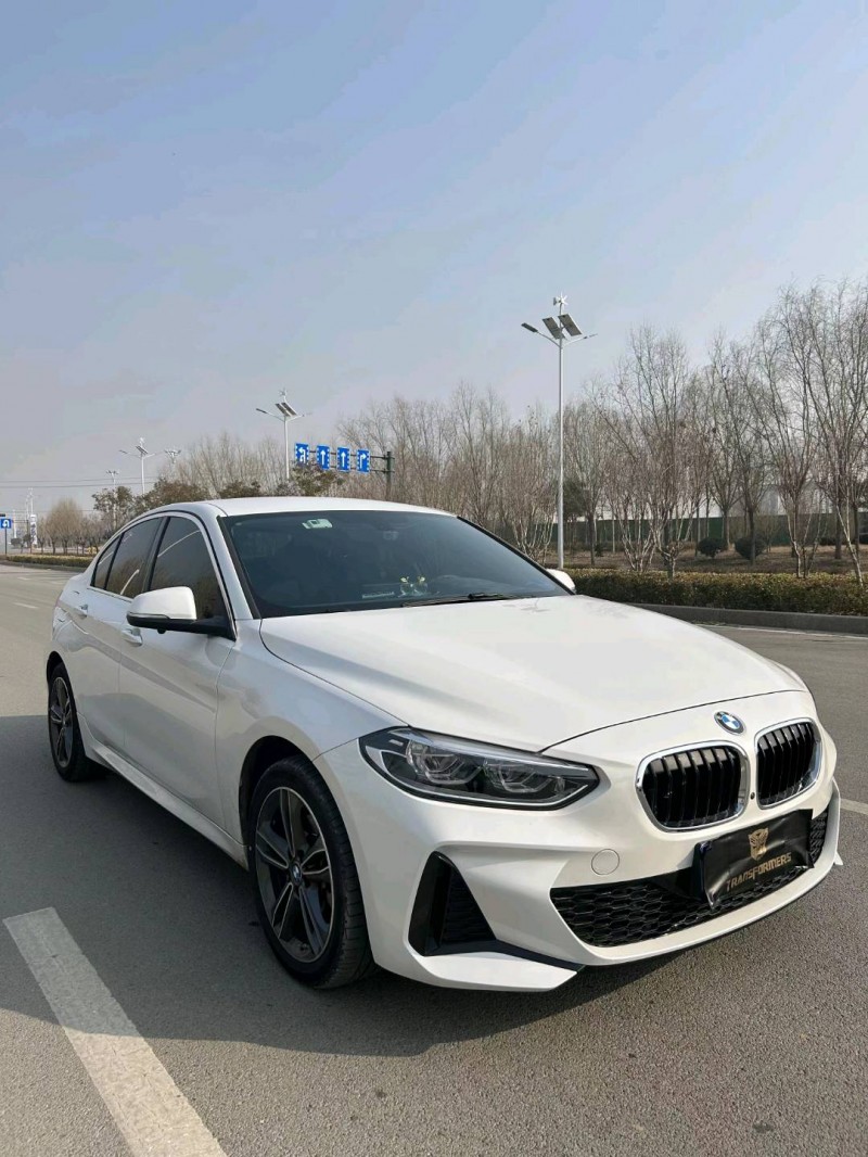 北京21年宝马1系2