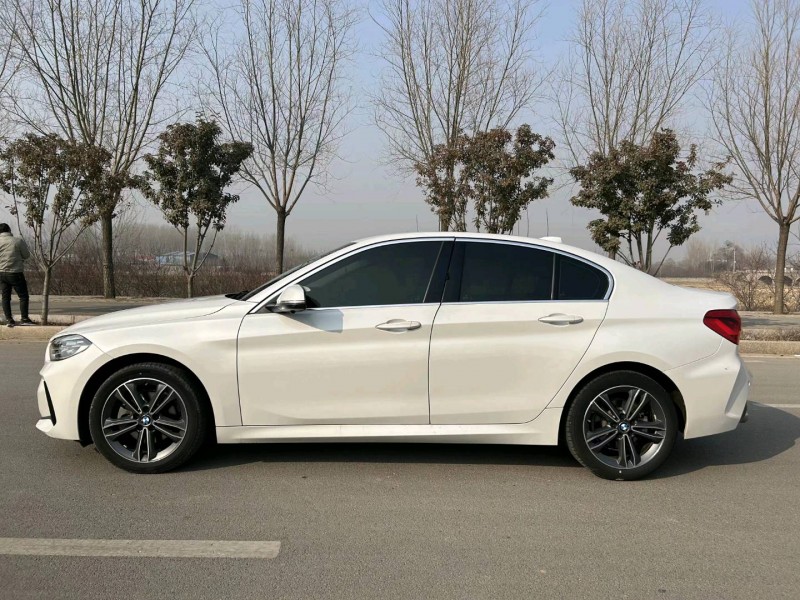 北京21年宝马1系4