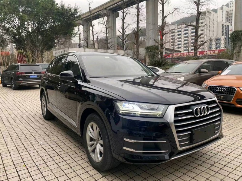 重庆18年奥迪Q74