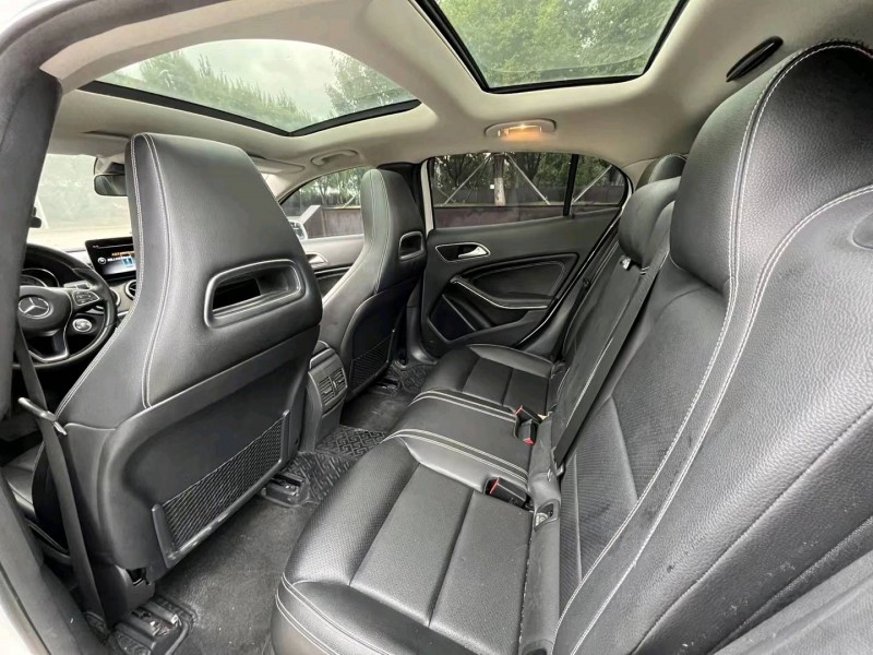 沈阳17年奔驰GLA6