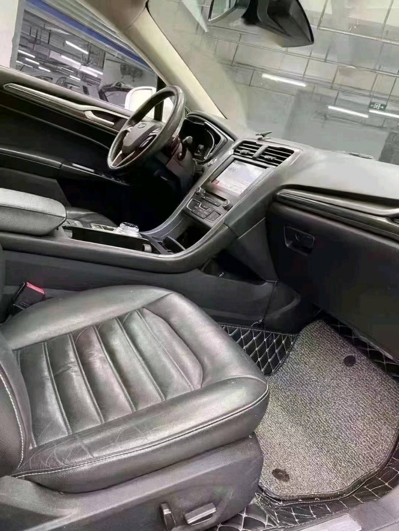 成都17年福特蒙迪欧8