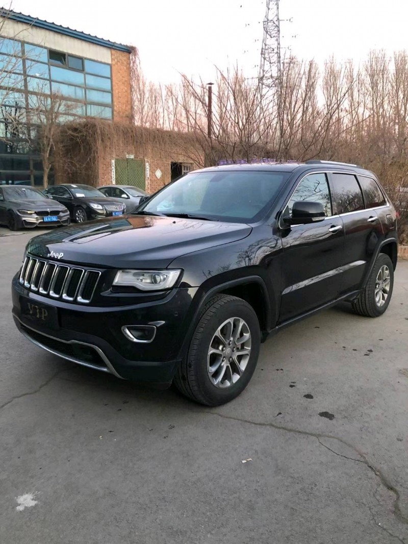 沈阳14年Jeep大切诺基2