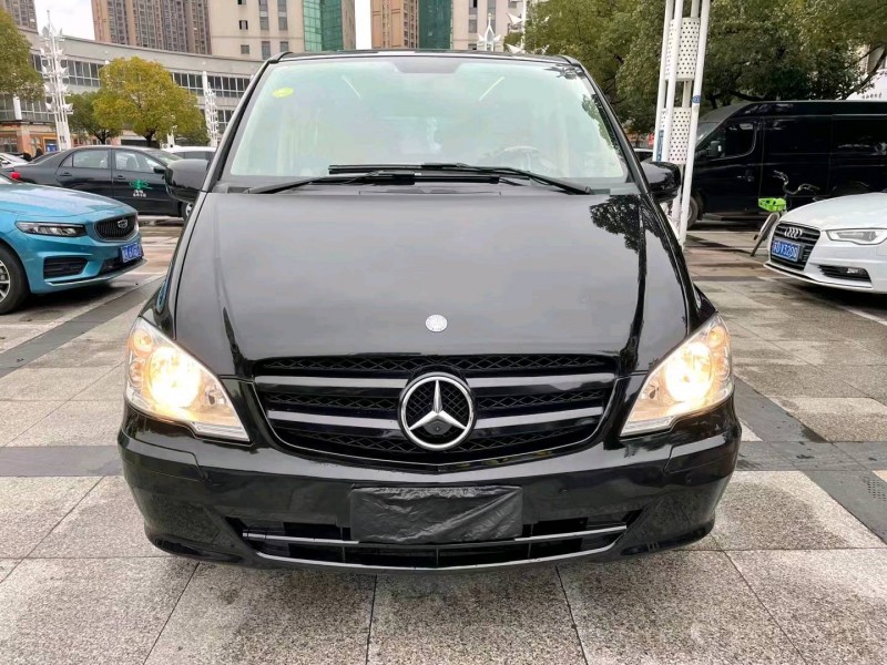 常州16年奔驰威霆8