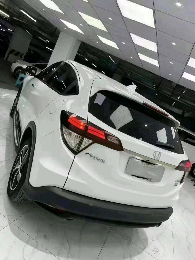 成都19年本田缤智4