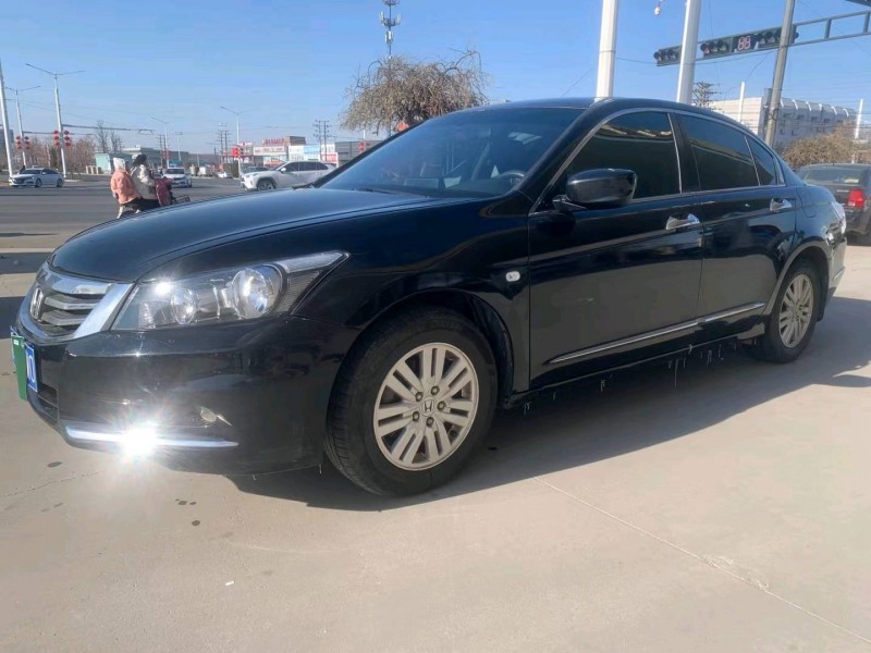 保定13年本田雅阁5