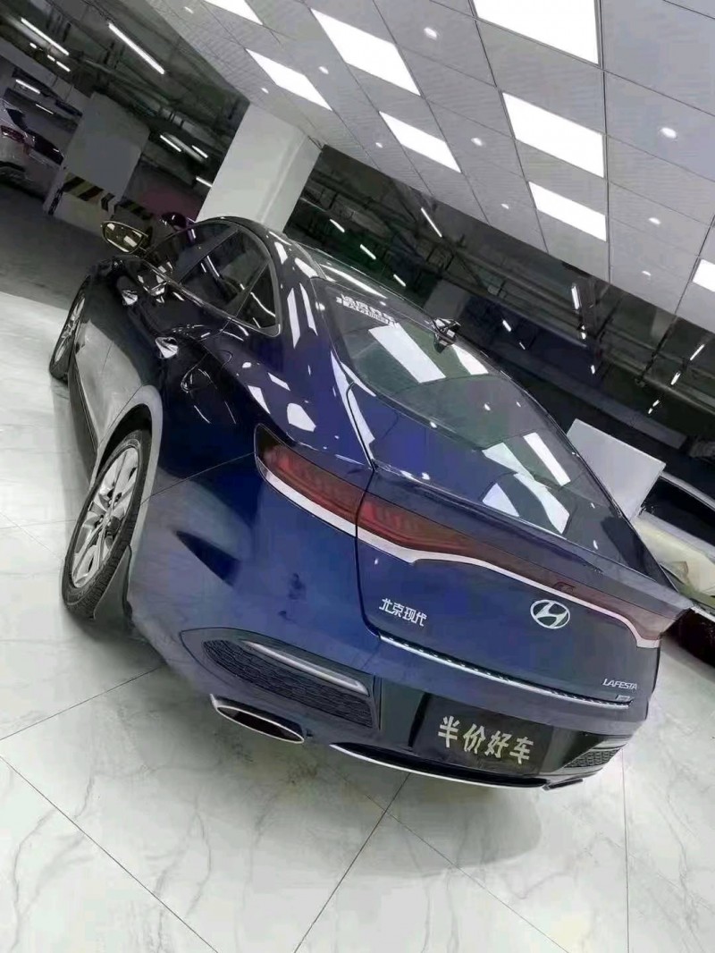 成都20年现代菲斯塔4