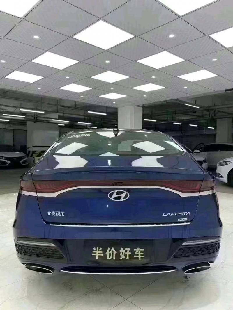 成都20年现代菲斯塔6