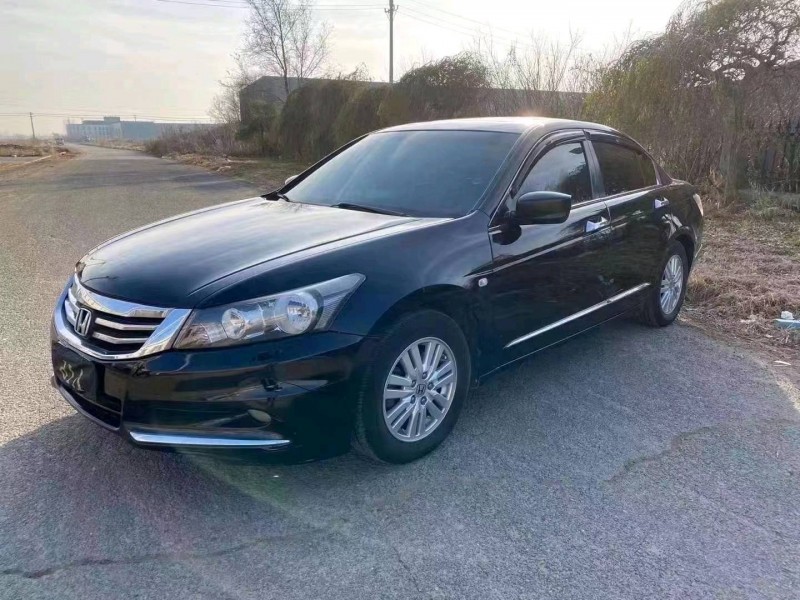 沈阳13年本田雅阁4