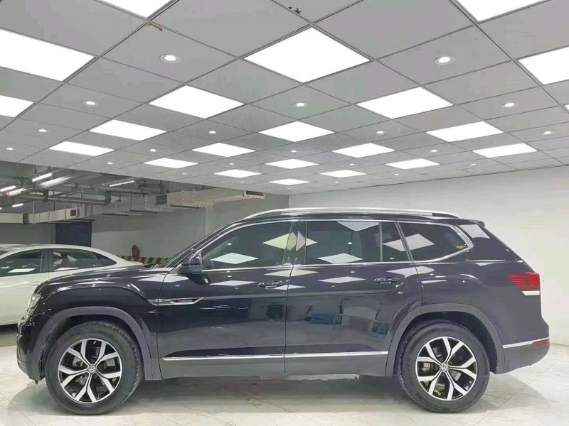 成都19年大众途昂3