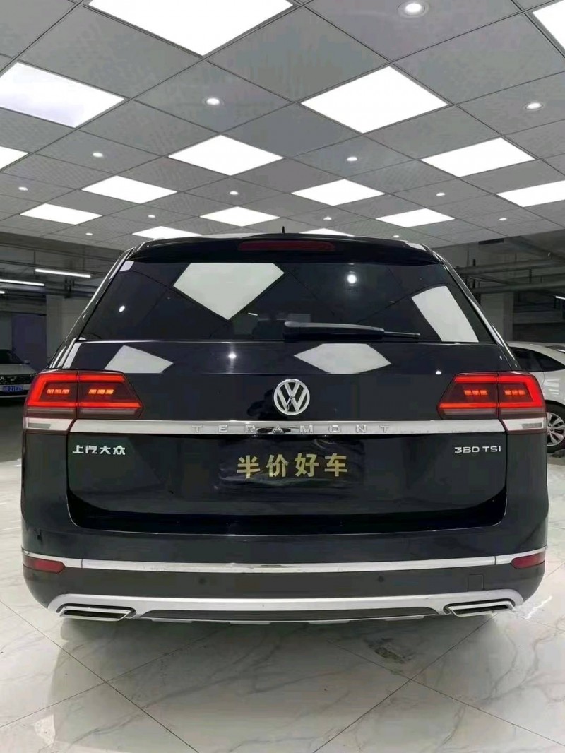 成都19年大众途昂5