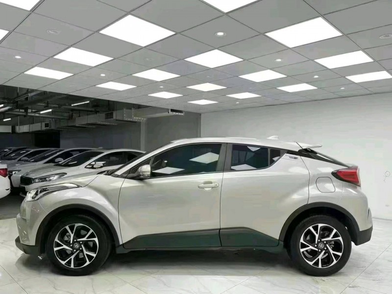 成都21年丰田奕泽3