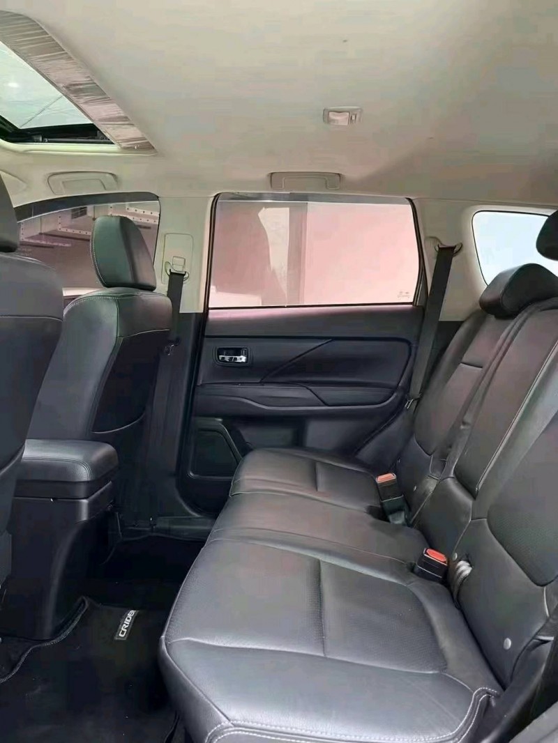 成都17年三菱欧蓝德6