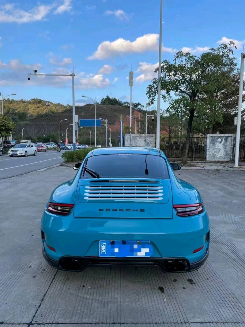 珠海11年保时捷9112