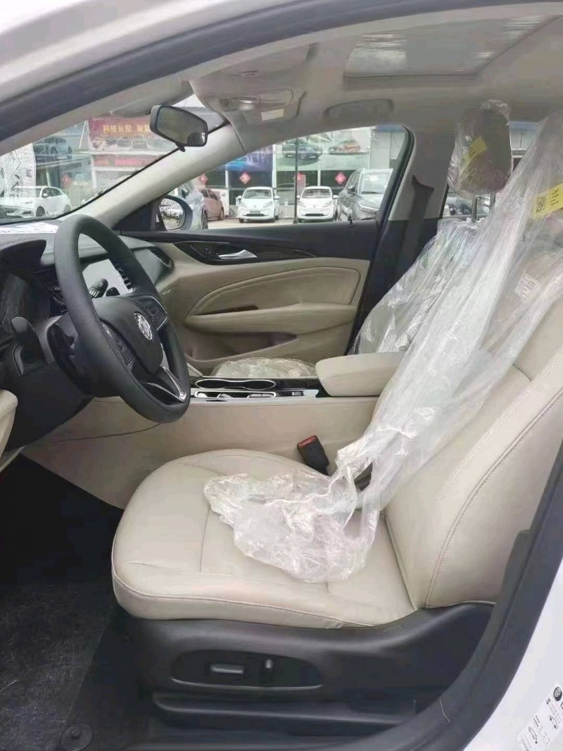 梧州22年别克君威6