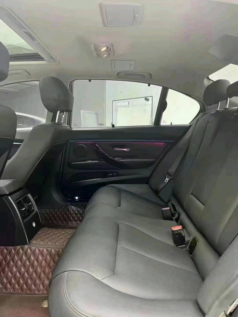 成都17年宝马3系7