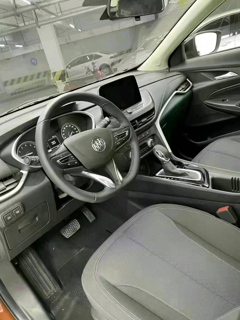 成都22年别克昂科拉6