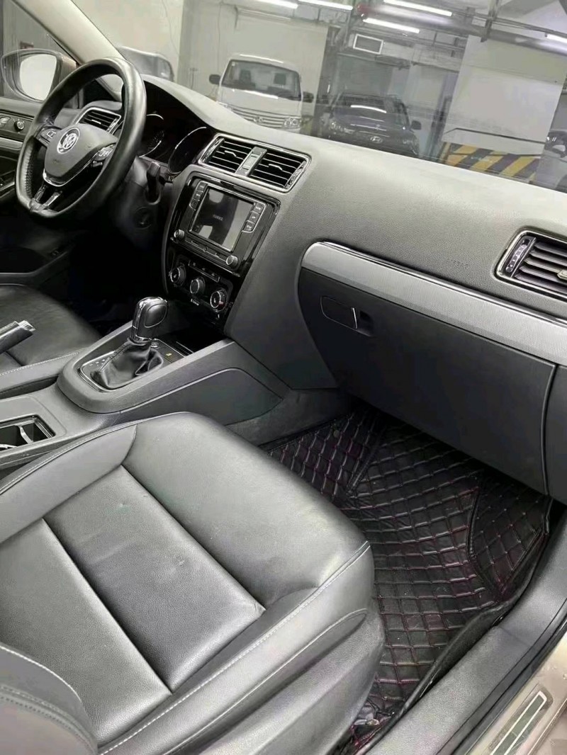 成都18年大众速腾7