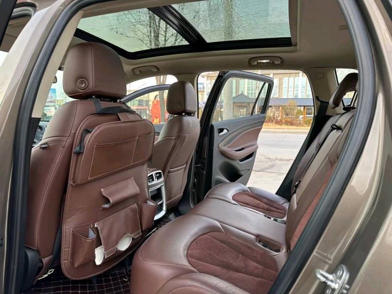 徐州16年别克昂科威6