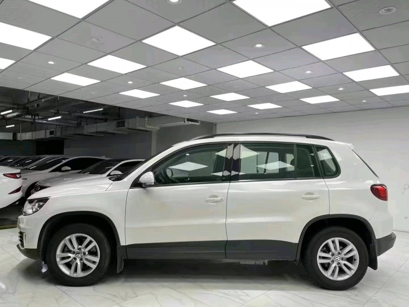 成都16年大众途观3