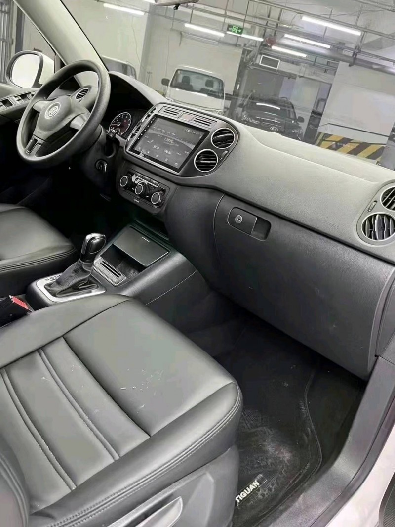 成都16年大众途观8