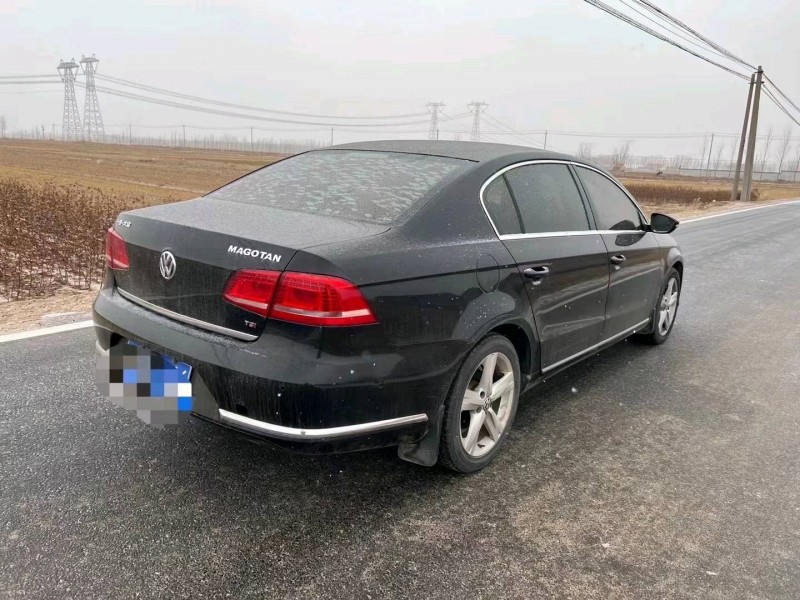 济南15年大众迈腾8