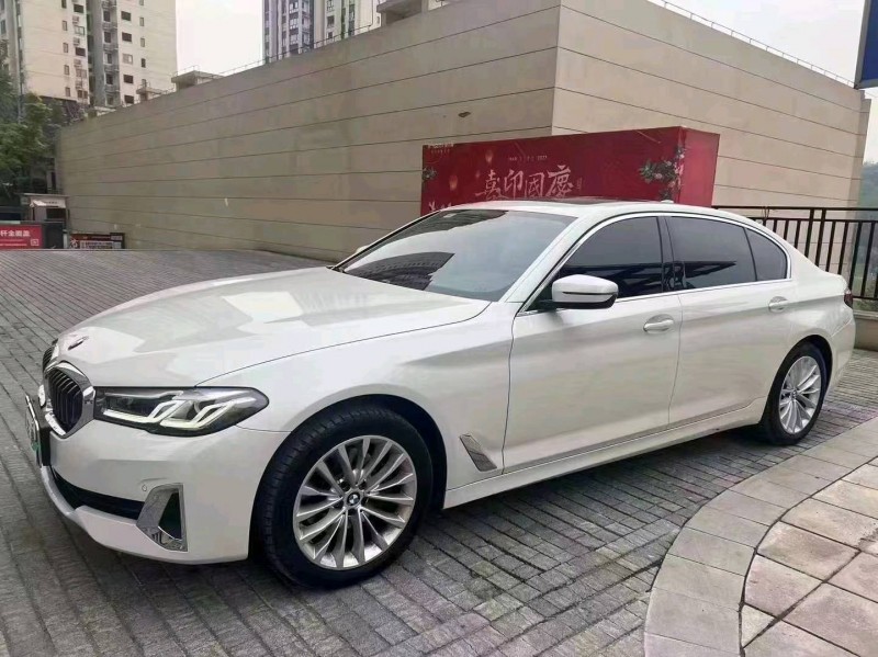 重庆21年宝马5系3