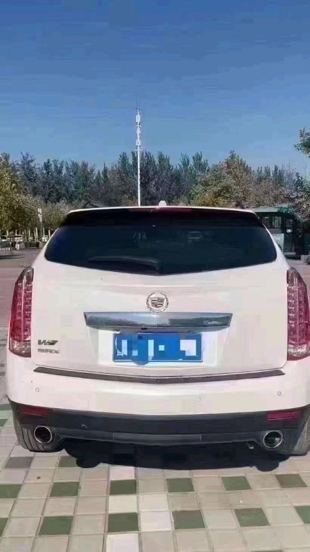 北京15年凯迪拉克SRX3