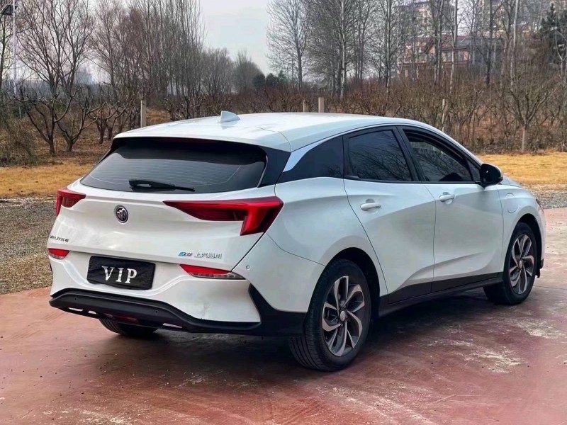 宜春21年别克微蓝6