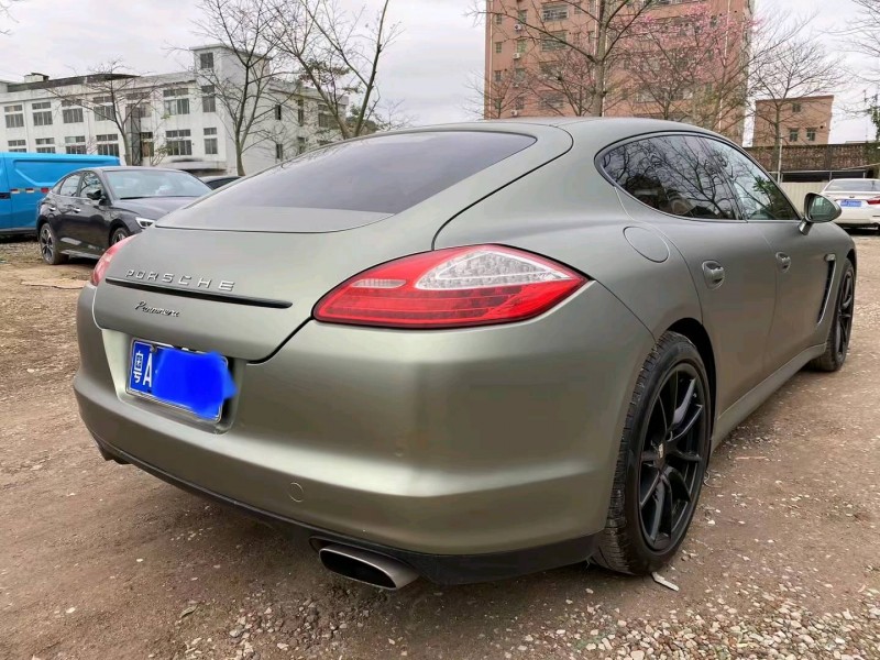 广州11年保时捷帕拉梅拉4