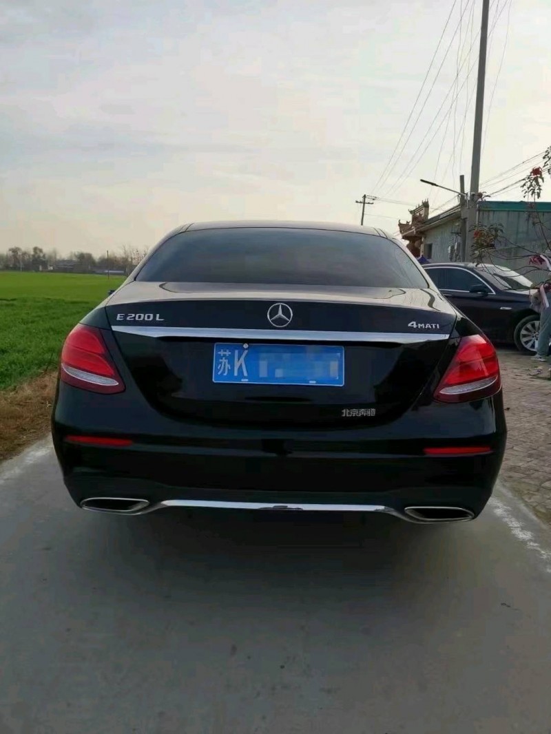 北京17年奔驰E5