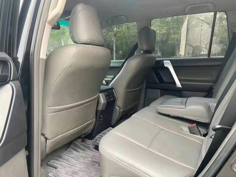 北京12年丰田普拉多4