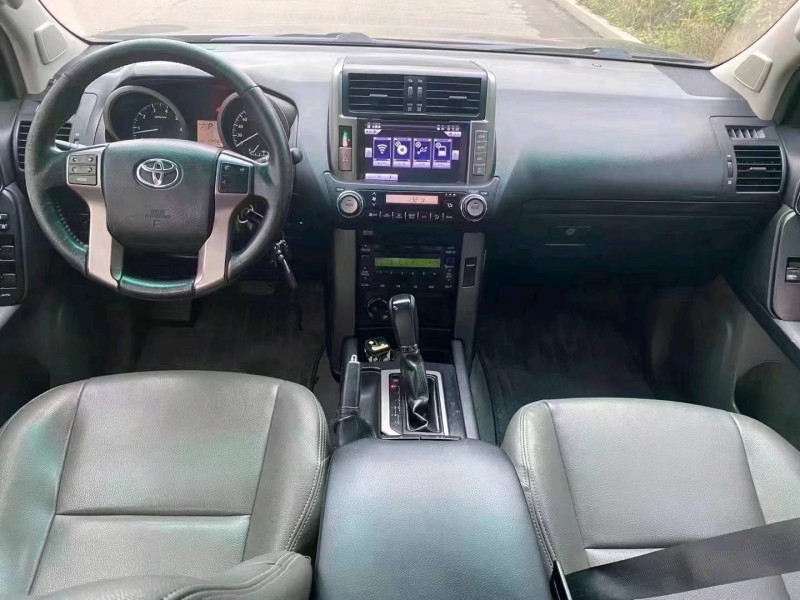 北京12年丰田普拉多5