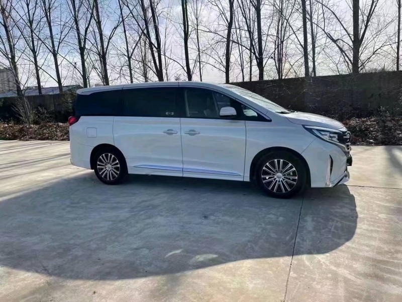 北京22年传祺M82