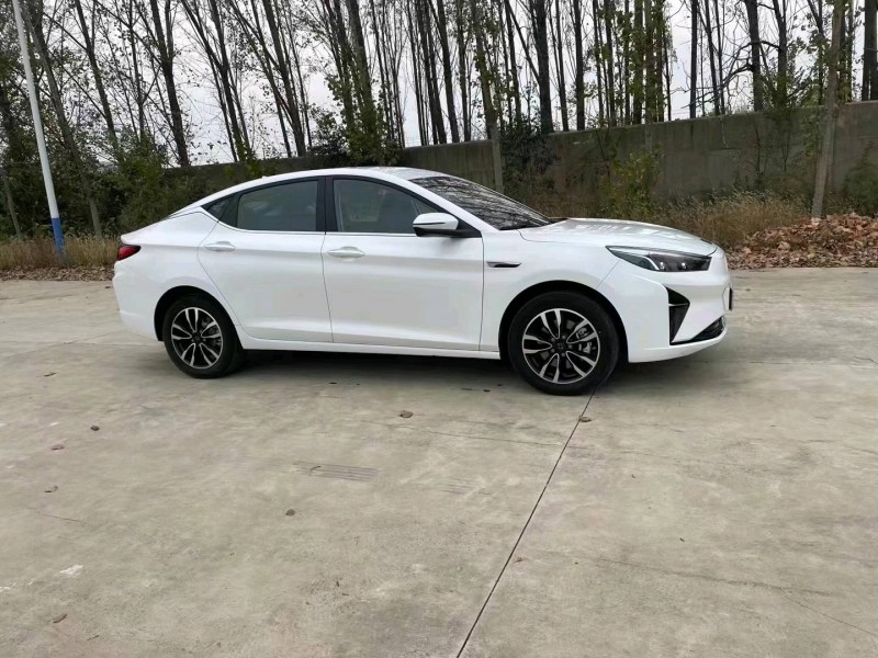 北京22年江淮思皓8