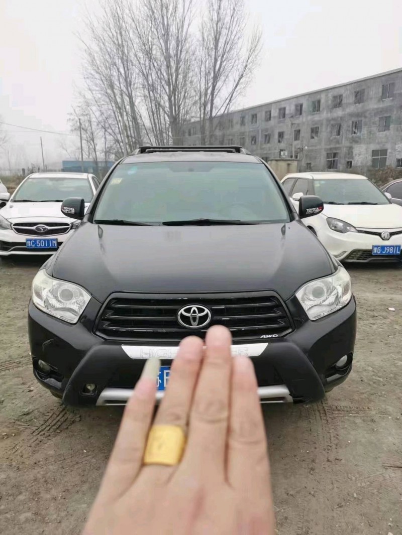 北京10年丰田汉兰达1