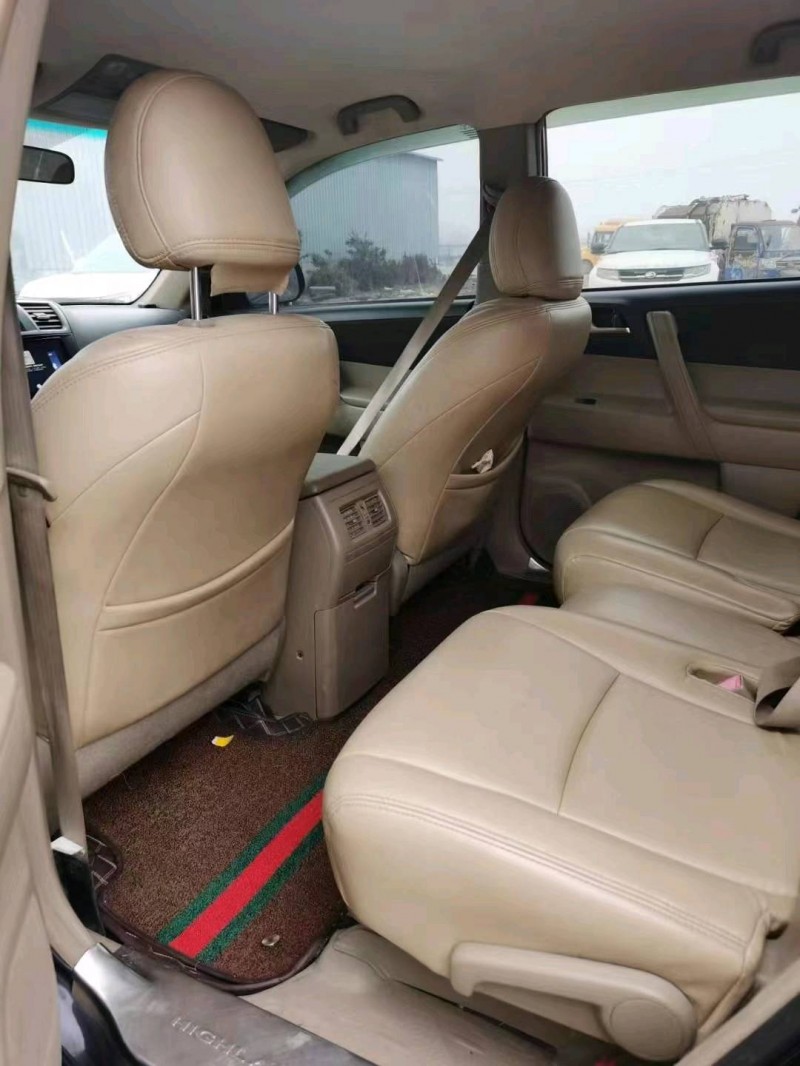 北京10年丰田汉兰达5