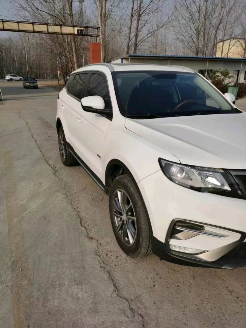 北京19年吉利博越2