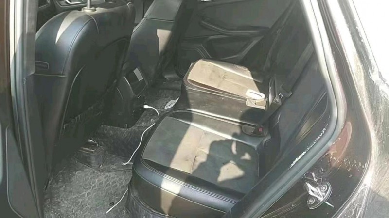 北京15年保时捷Macan2