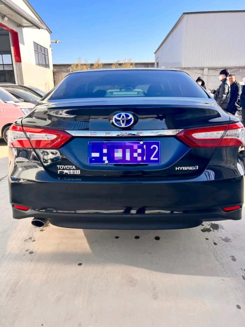 保定19年丰田凯美瑞6