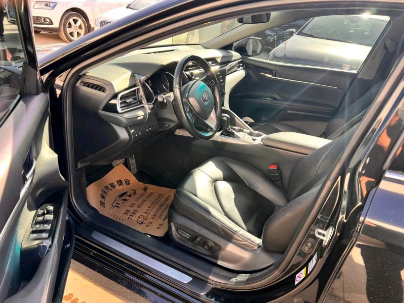 保定19年丰田凯美瑞7