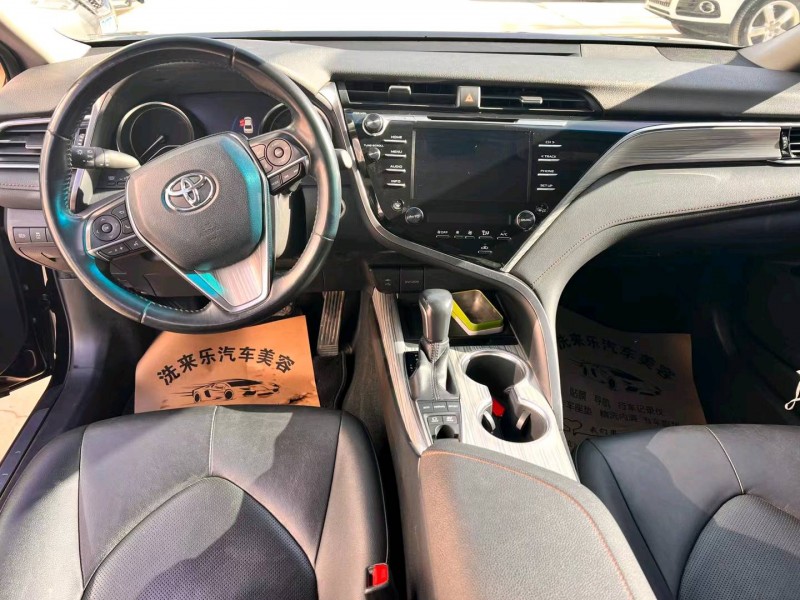 保定19年丰田凯美瑞9