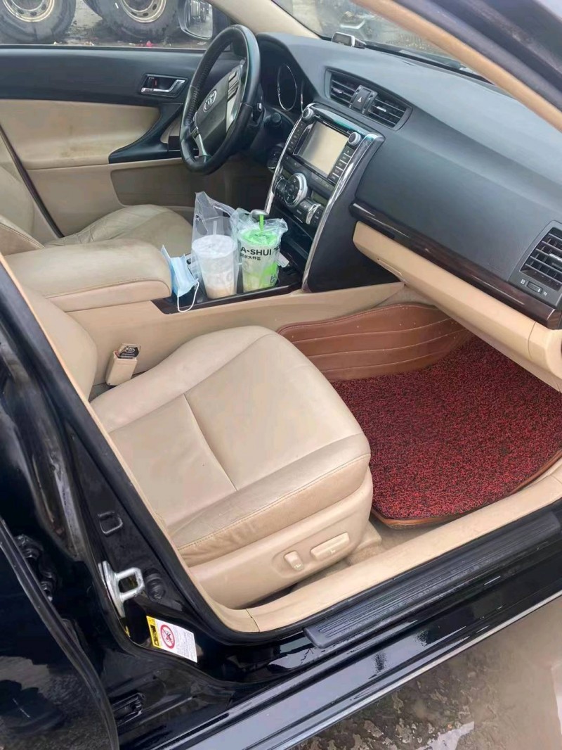 邯郸12年丰田锐志2