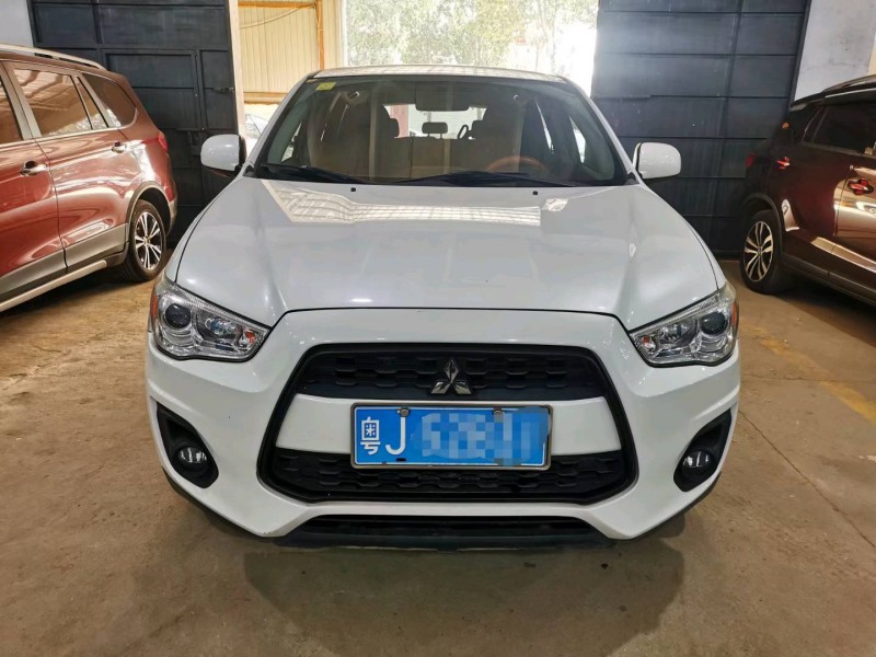 保定16年三菱劲炫1