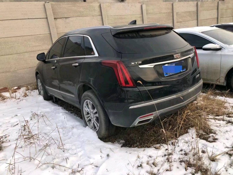 邯郸20年凯迪拉克XT59