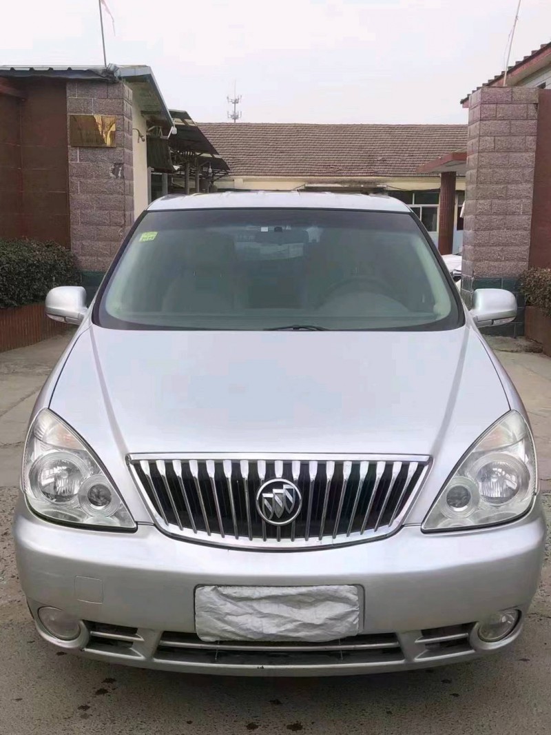 枣庄13年别克GL81