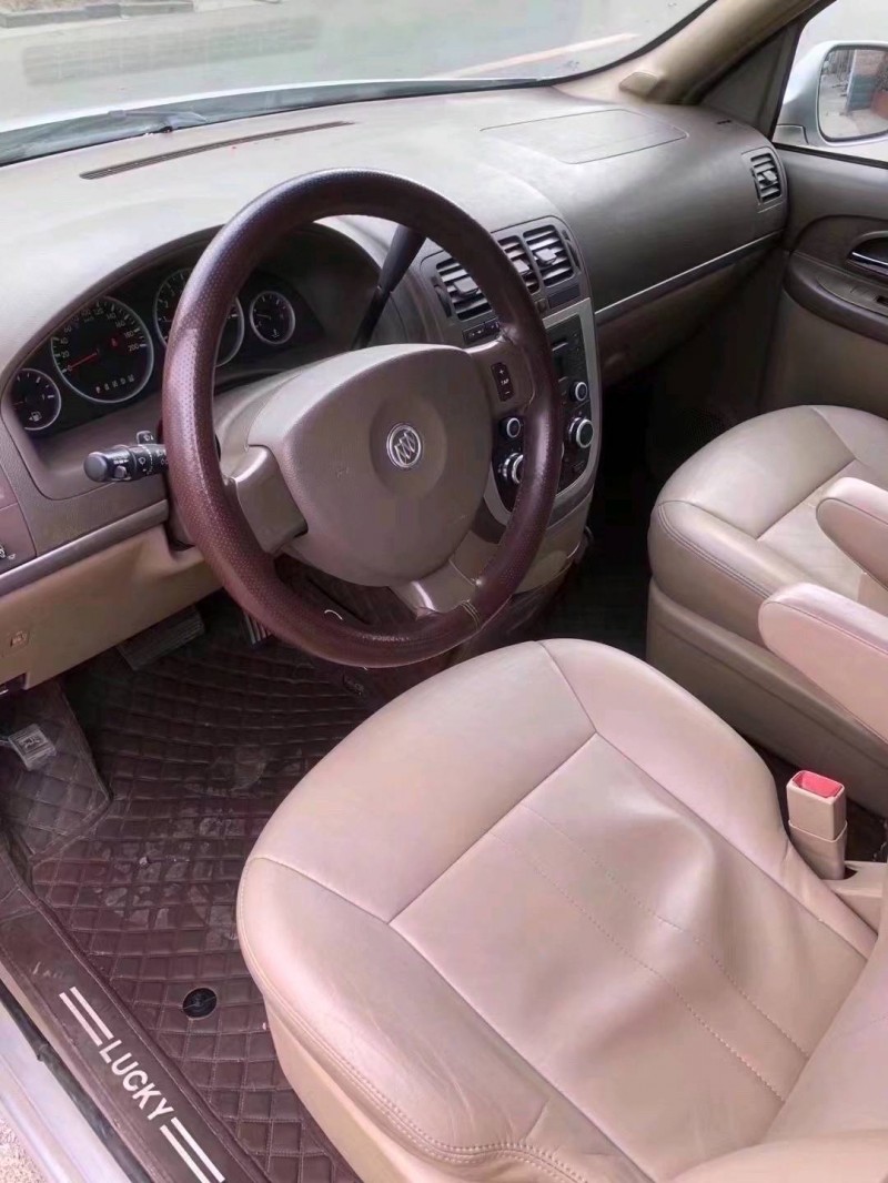 枣庄13年别克GL86