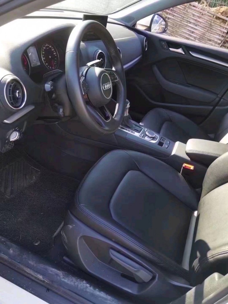 邯郸21年奥迪A38